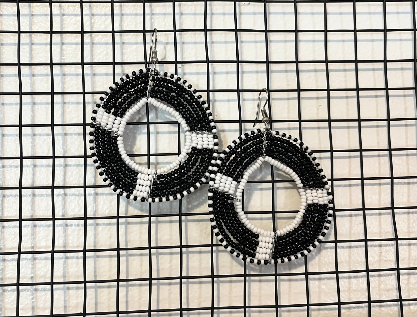 Black & White Beaded Earrings-3